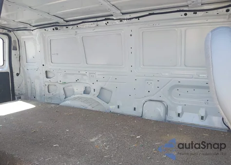 2001 Ford Econoline E250 Van from USA, damaged, VIN 1FTNS24LX1HA74996